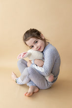Load image into Gallery viewer, Best base layers for kids with sensitive skin - contributes to breathability gentle on skin feels cool and dry prevents bacteria growth temperature regulating moisture wicking